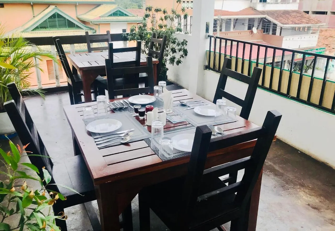 Sea Beach Resort نيجومبو 3*,  سريلانكا