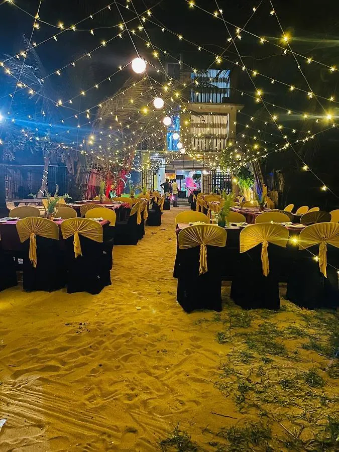 Sea Beach Resort نيجومبو 3*,  سريلانكا